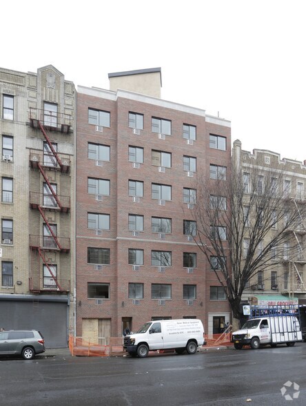 1907 Southern Blvd, Bronx, NY à vendre - Photo de l’immeuble – Image 2 sur 4