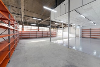 152 Rue de Paris, Montreuil à louer Photo intérieure– Image 1 sur 18