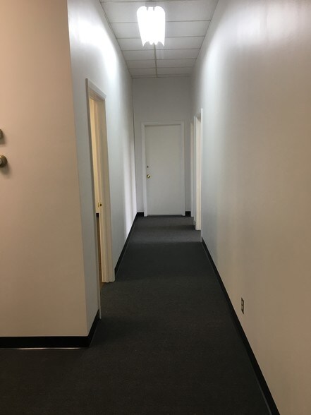 550 Fillmore Ave, Tonawanda, NY à vendre - Photo intérieure – Image 3 sur 37