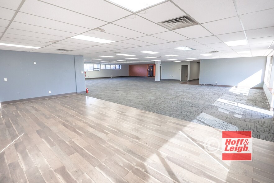 3709 E Platte Ave, Colorado Springs, CO à vendre - Photo de l’immeuble – Image 2 sur 10