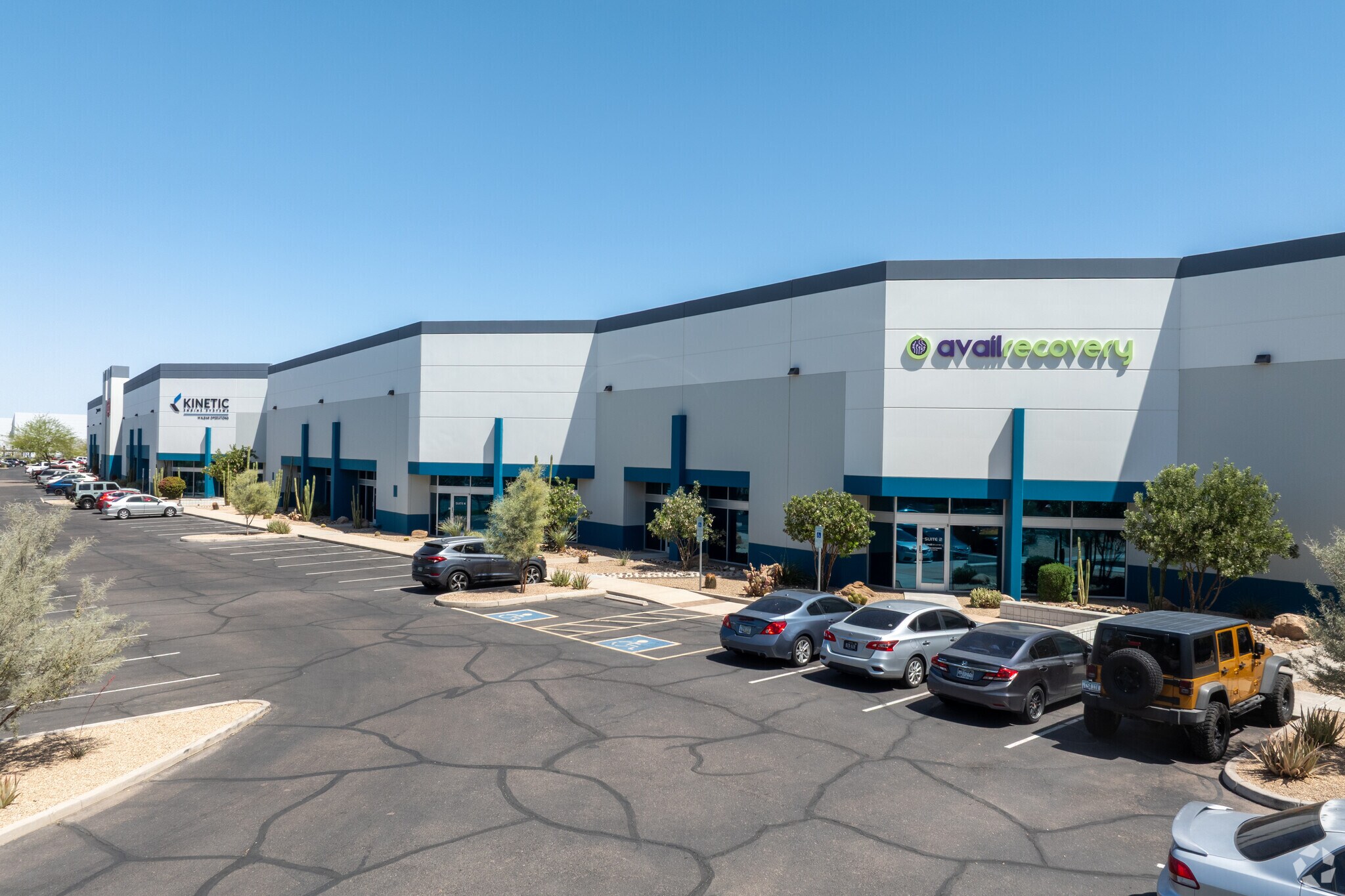 120 E Corporate Pl, Chandler, AZ à louer Photo de l’immeuble– Image 1 sur 6