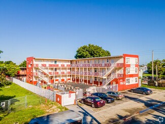 Plus de détails pour 6020 NW 13th Ave, Miami, FL - Logement à vendre