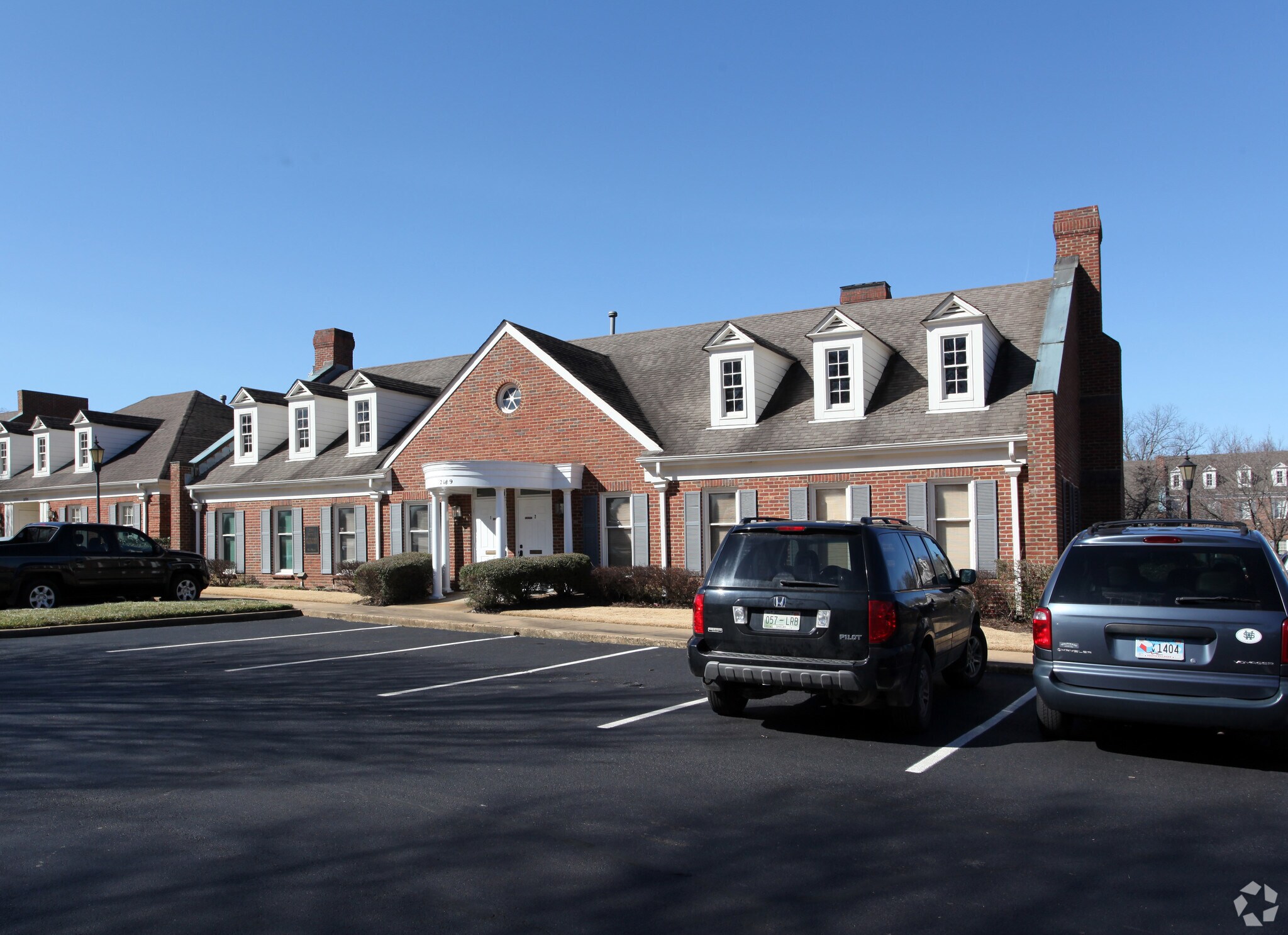 2189 West St, Germantown, TN à louer Photo de l’immeuble– Image 1 sur 4