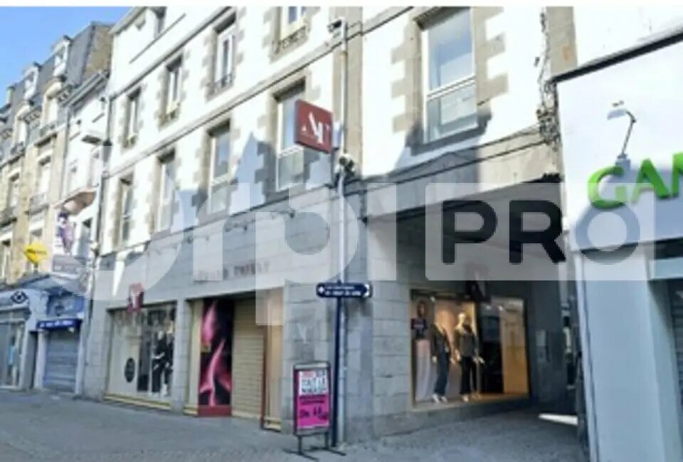 Bureau dans Saint-Brieuc à louer Photo de l’immeuble– Image 1 sur 5