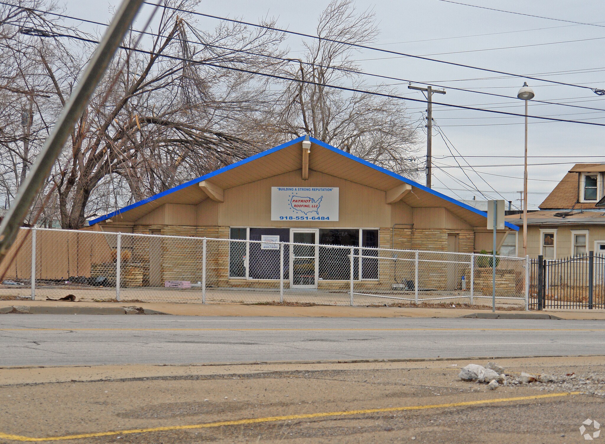 209 S Peoria Ave, Tulsa, OK à louer Photo principale– Image 1 sur 3