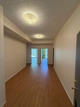 8170 Beverly Blvd, Los Angeles, CA à louer Photo intérieure– Image 2 sur 6