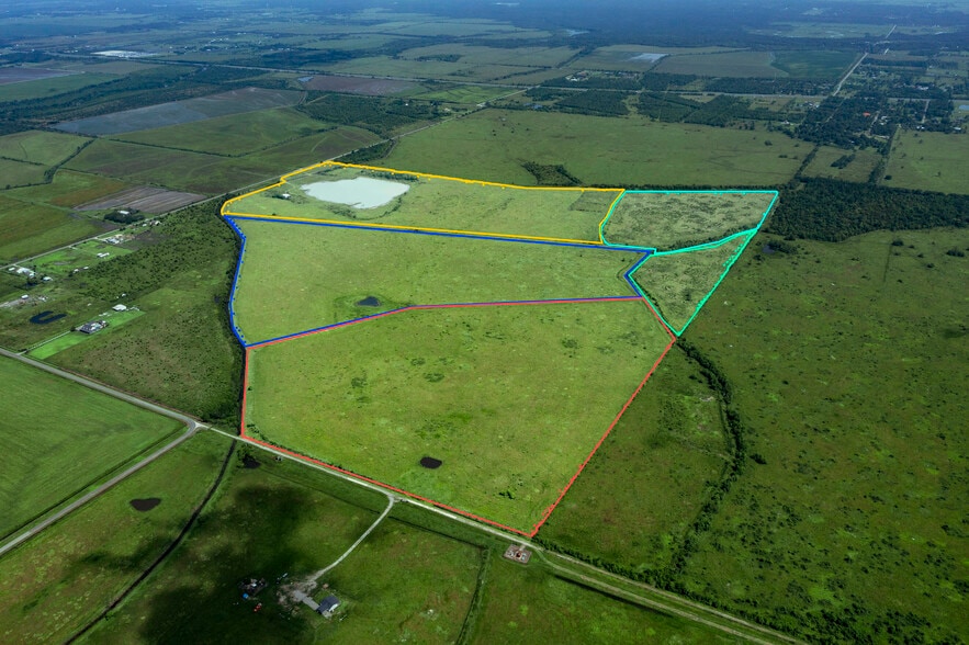 20701 Big Hill Rd, Beaumont, TX à vendre - Photo principale – Image 1 sur 12