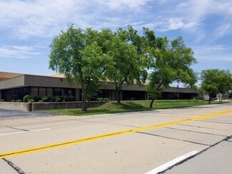 Plus de détails pour 4163-4181 Shoreline Dr, Earth City, MO - Industriel/Logistique à louer