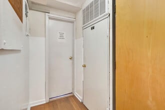 6358-6360 Van Nuys Blvd, Van Nuys, CA à louer Photo intérieure– Image 2 sur 2