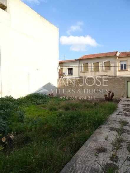 Terrain dans Novelda, Alicante à vendre - Photo principale – Image 3 sur 3