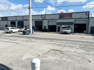 Plus de détails pour 208-220 NW 1st Ave, Hallandale, FL - Industriel/Logistique à louer