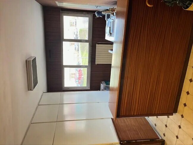 Plus de détails pour Bureau à vendre