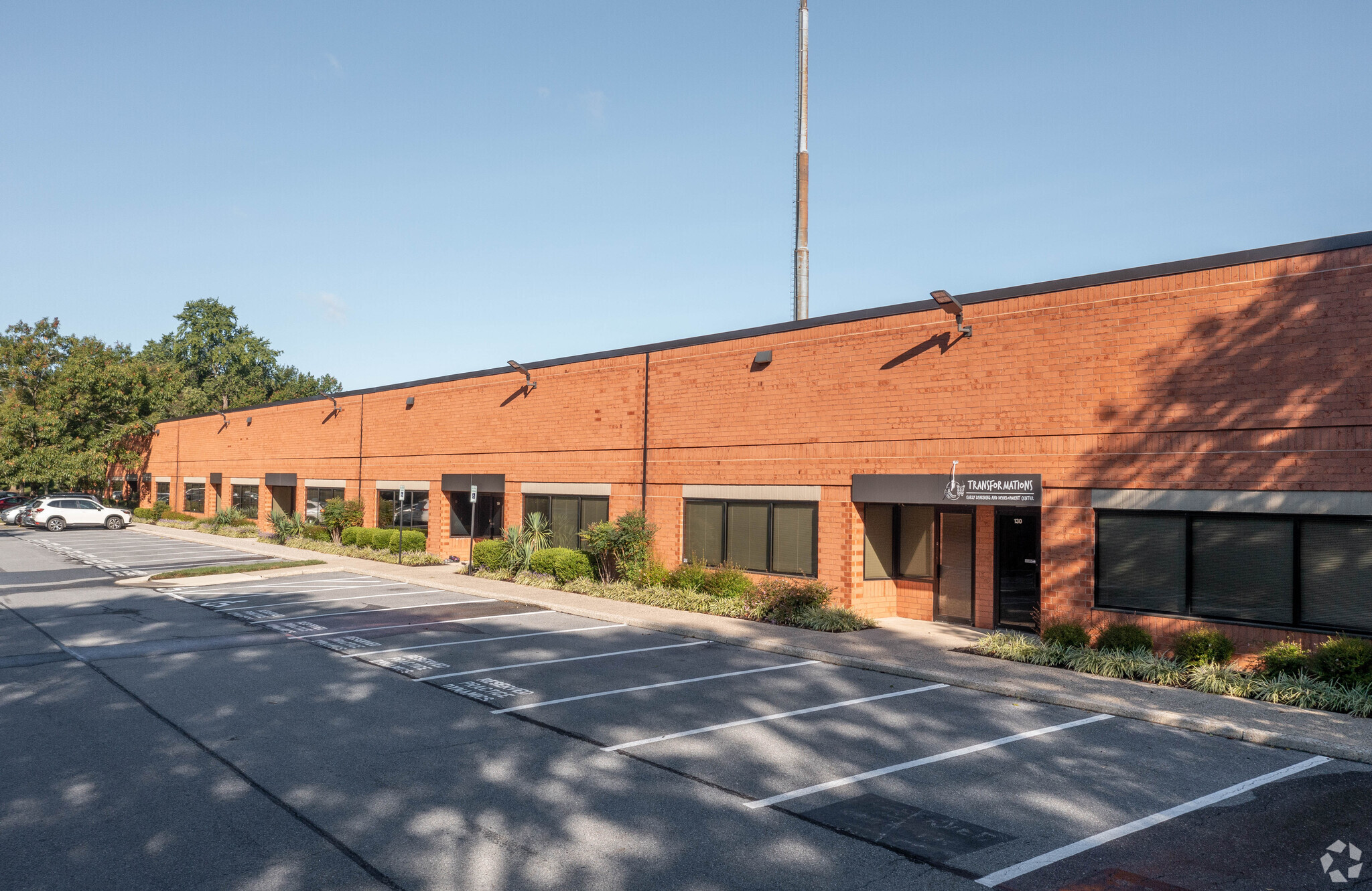 100-166 Business Center Dr, Reisterstown, MD à louer Photo de l’immeuble– Image 1 sur 15
