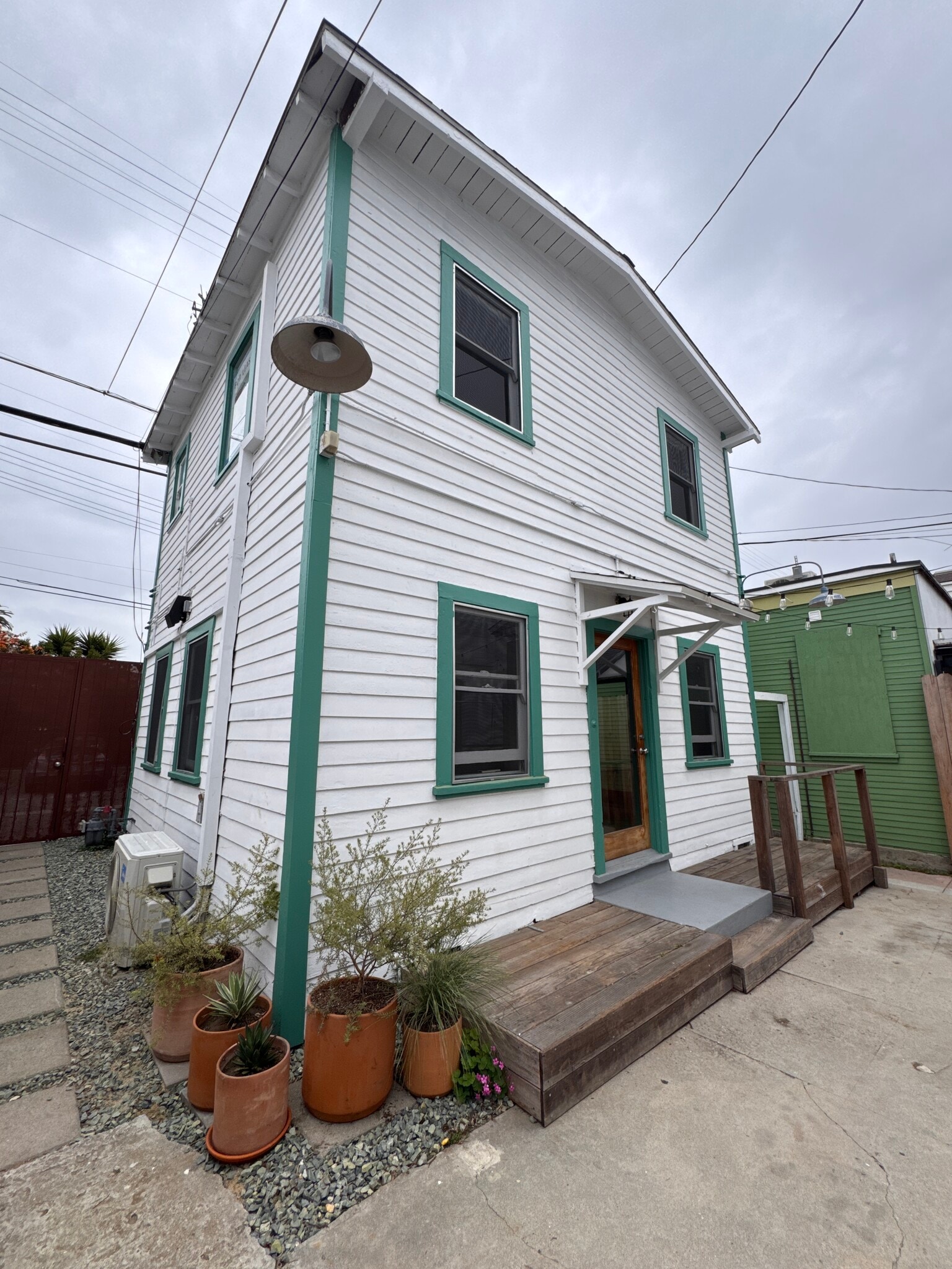 1413 Abbot Kinney Blvd, Venice, CA à louer Photo de l’immeuble– Image 1 sur 8