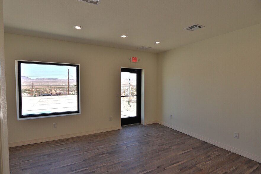 3942 Frontage rd, Bullhead City, AZ à vendre - Photo intérieure – Image 2 sur 10