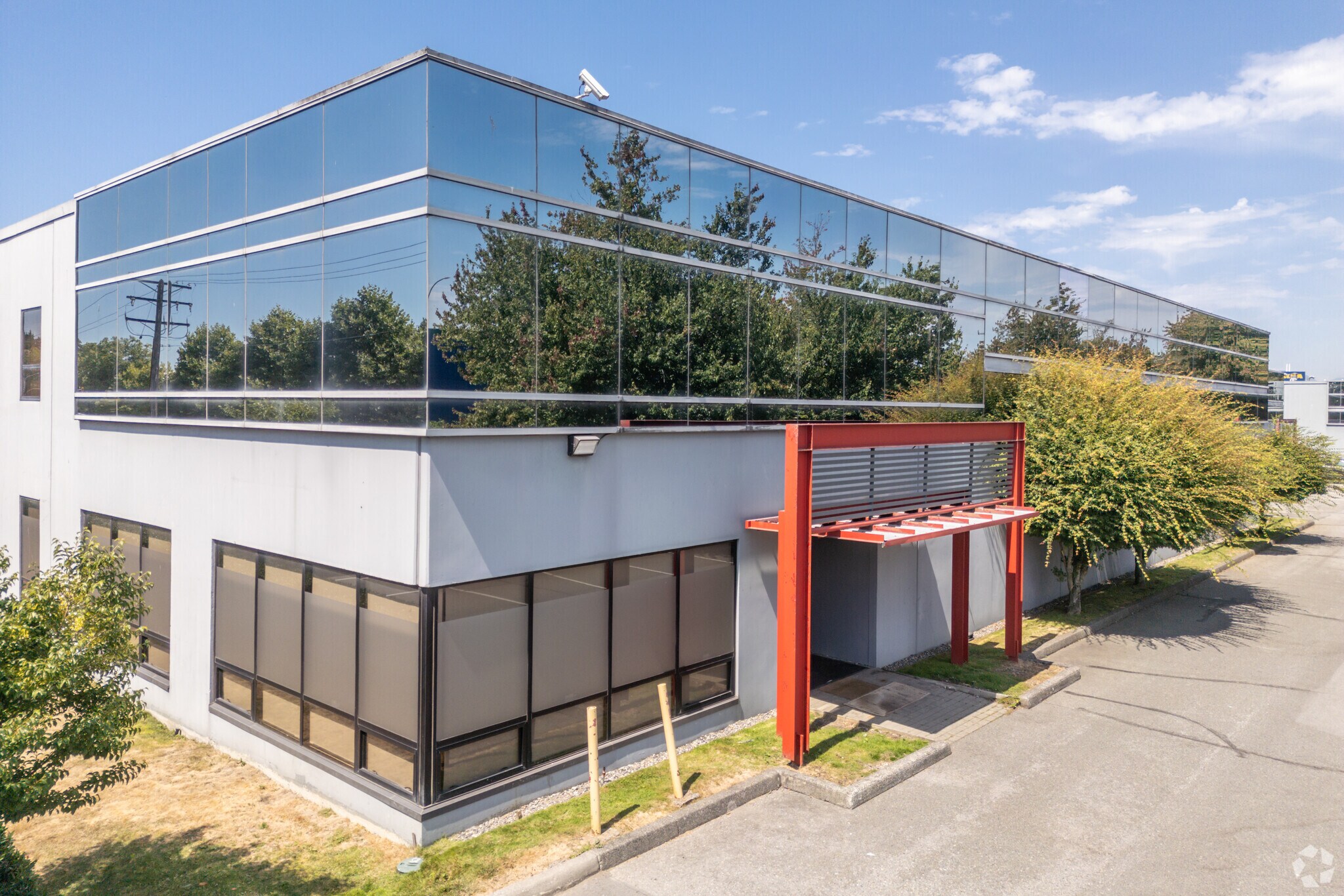 3850 Jacombs Rd, Richmond, BC à louer Photo de l’immeuble– Image 1 sur 4