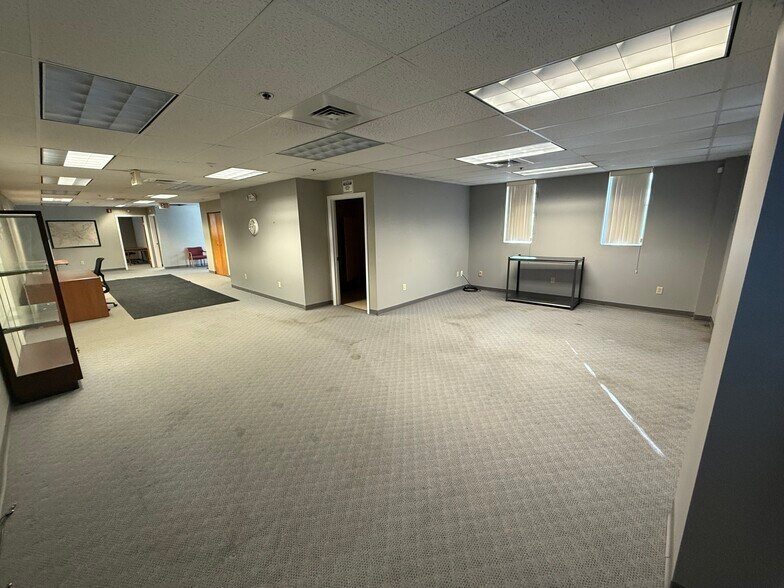 234 Brooks St, Worcester, MA à louer - Photo de l’immeuble – Image 3 sur 11