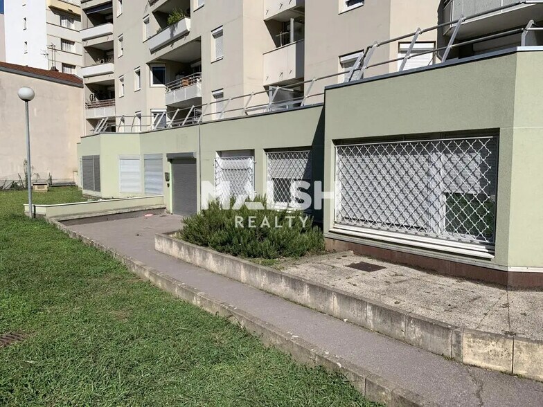 Bureau dans Villeurbanne à louer - Photo de l’immeuble – Image 1 sur 14
