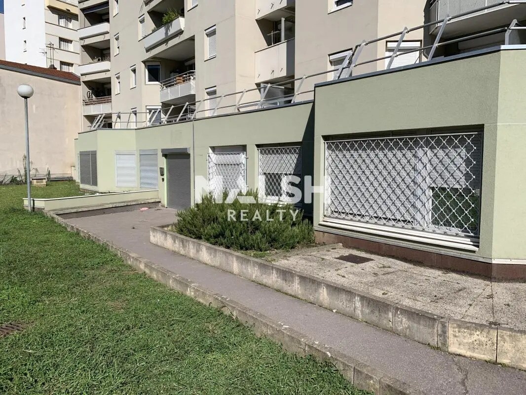 Bureau dans Villeurbanne à louer Photo de l’immeuble– Image 1 sur 15