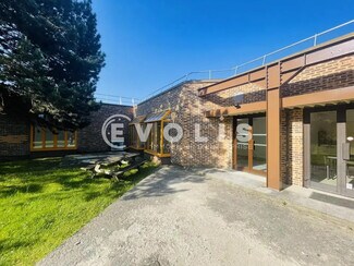 Plus de détails pour Bureau, Local d'activités à louer