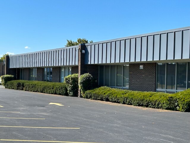 852 Seton Ct, Wheeling, IL à vendre Photo principale– Image 1 sur 2