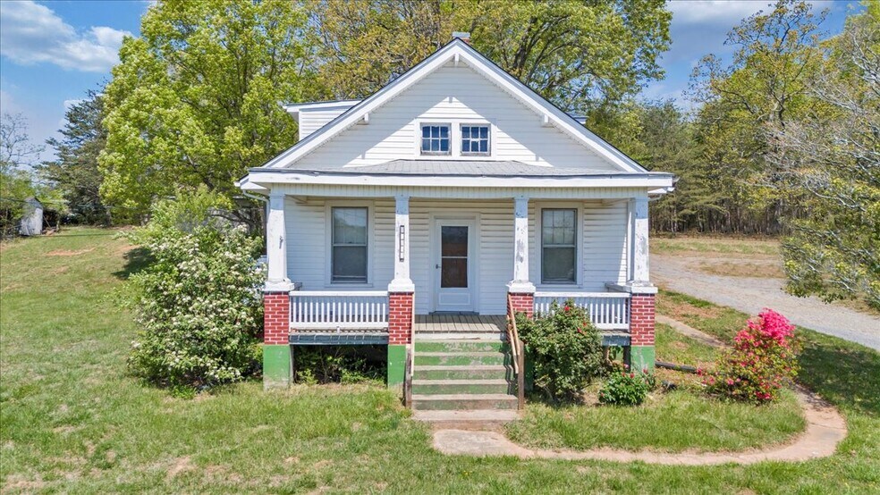 12173 Moneta Rd, Moneta, VA à vendre - Photo principale – Image 2 sur 88