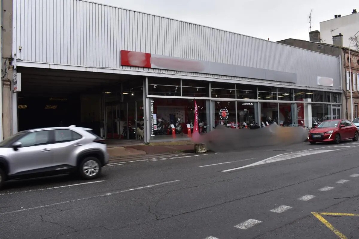 Local d'activités dans Montauban à vendre Photo de l’immeuble– Image 1 sur 2