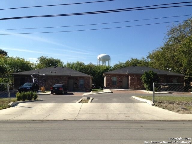 10911 Baltic St, San Antonio, TX à vendre Photo principale– Image 1 sur 30