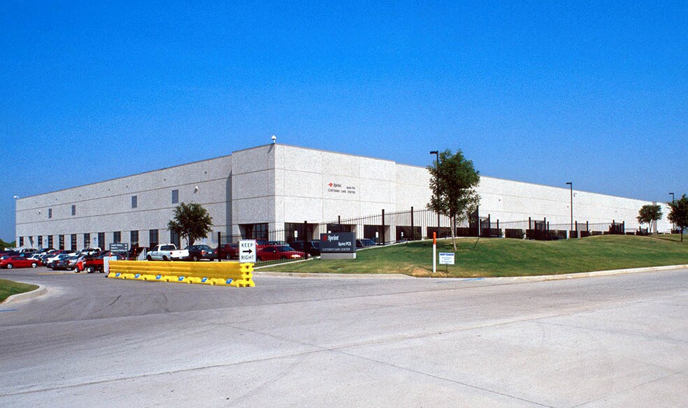 4701 Mercantile Dr, Fort Worth, TX à vendre - Photo de l’immeuble – Image 2 sur 7