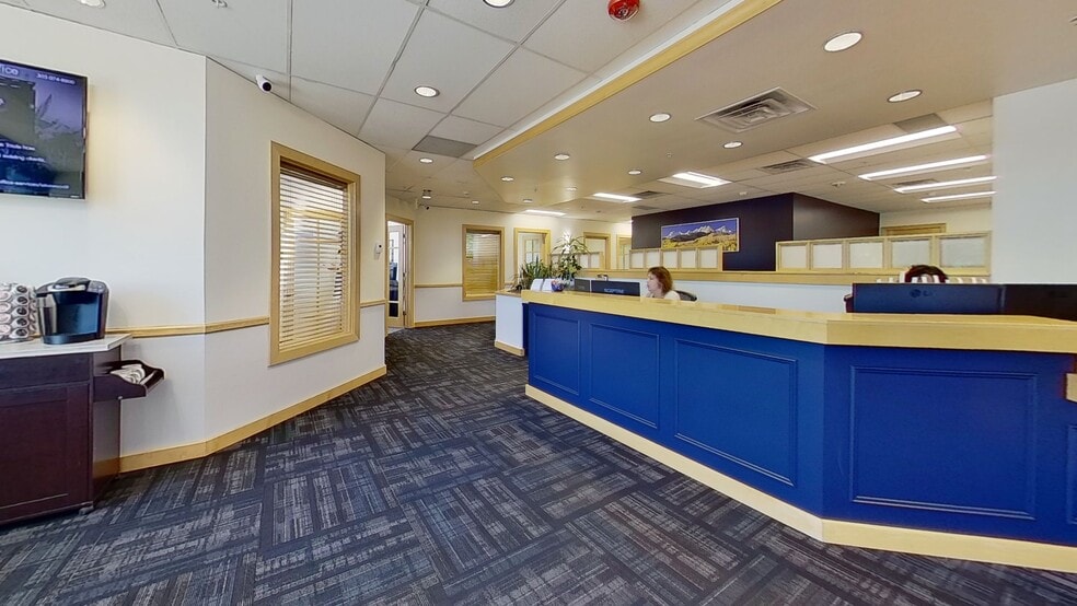 225 Union Blvd, Lakewood, CO à louer - Photo intérieure – Image 2 sur 22