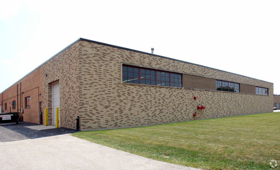 641-655 S Vermont St, Palatine, IL à louer - Photo de l’immeuble – Image 3 sur 3