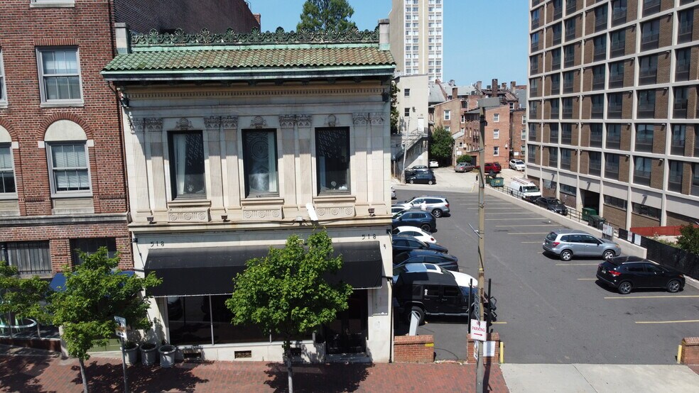 518 N Charles St, Baltimore, MD à vendre - Photo de l’immeuble – Image 3 sur 53