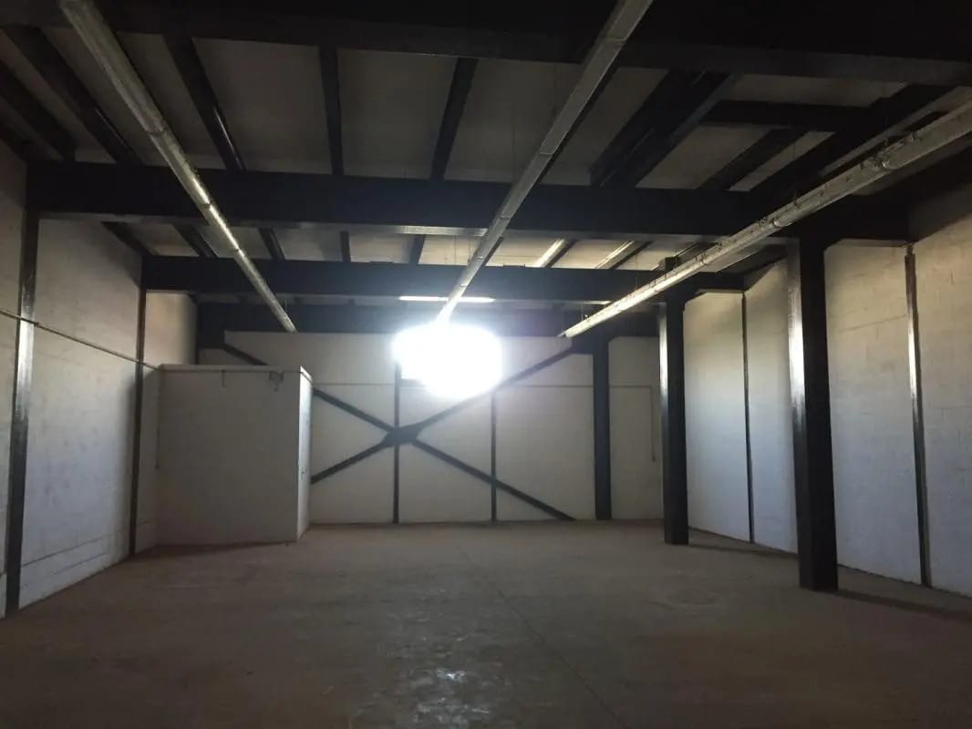 Industriel/Logistique dans Bezons à louer Photo intérieure– Image 1 sur 9