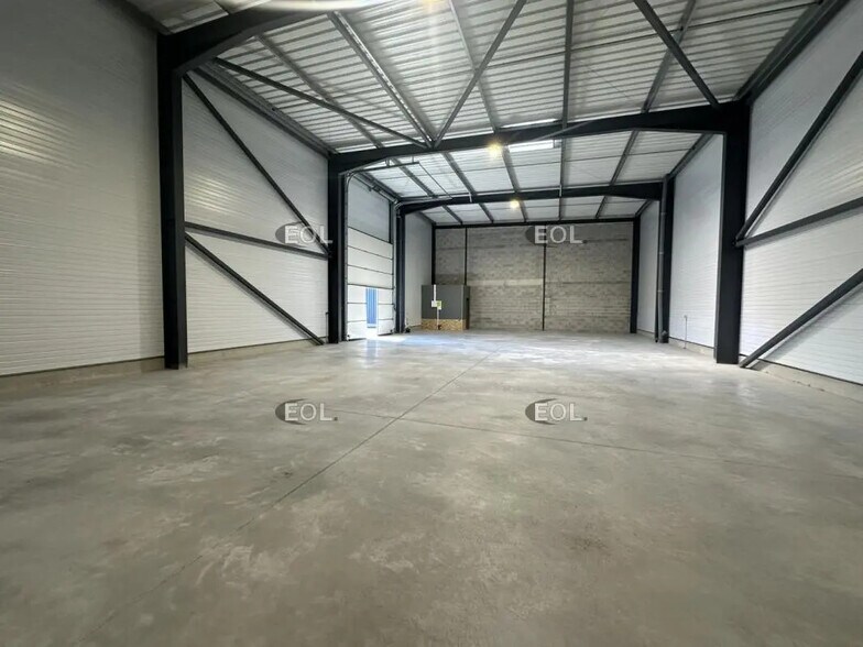 17 Rue René Dumont, Lambesc à louer - Photo de l’immeuble – Image 1 sur 4