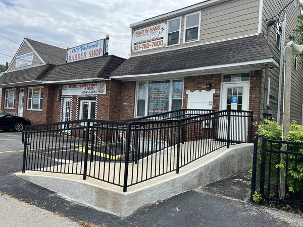 760-764 Middle Country Rd, Selden, NY à louer - Photo principale – Image 1 sur 43