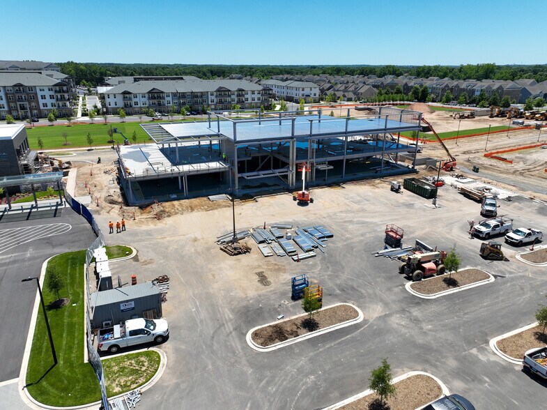 11425 Golf Links Dr, Charlotte, NC à louer - Photo de l’immeuble – Image 1 sur 9