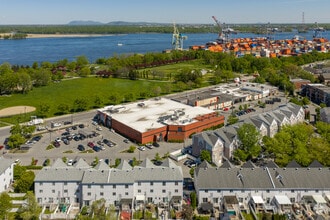 8235-8355 Rue Notre-Dame E, Montréal, QC - Vue aérienne vue de carte