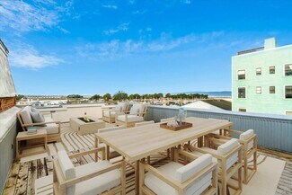 Plus de détails pour 507 2nd St, Eureka, CA - Local commercial à vendre