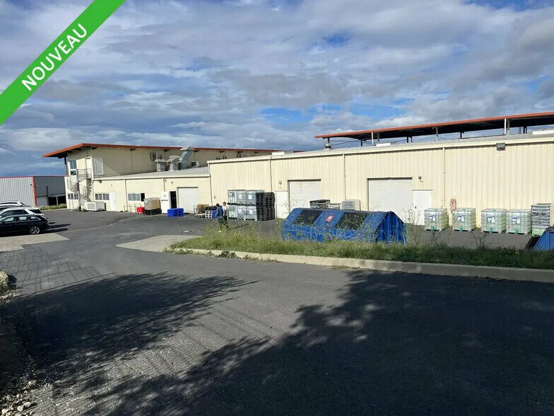 Local d’activités dans Frontignan à louer - Photo de l’immeuble – Image 2 sur 7