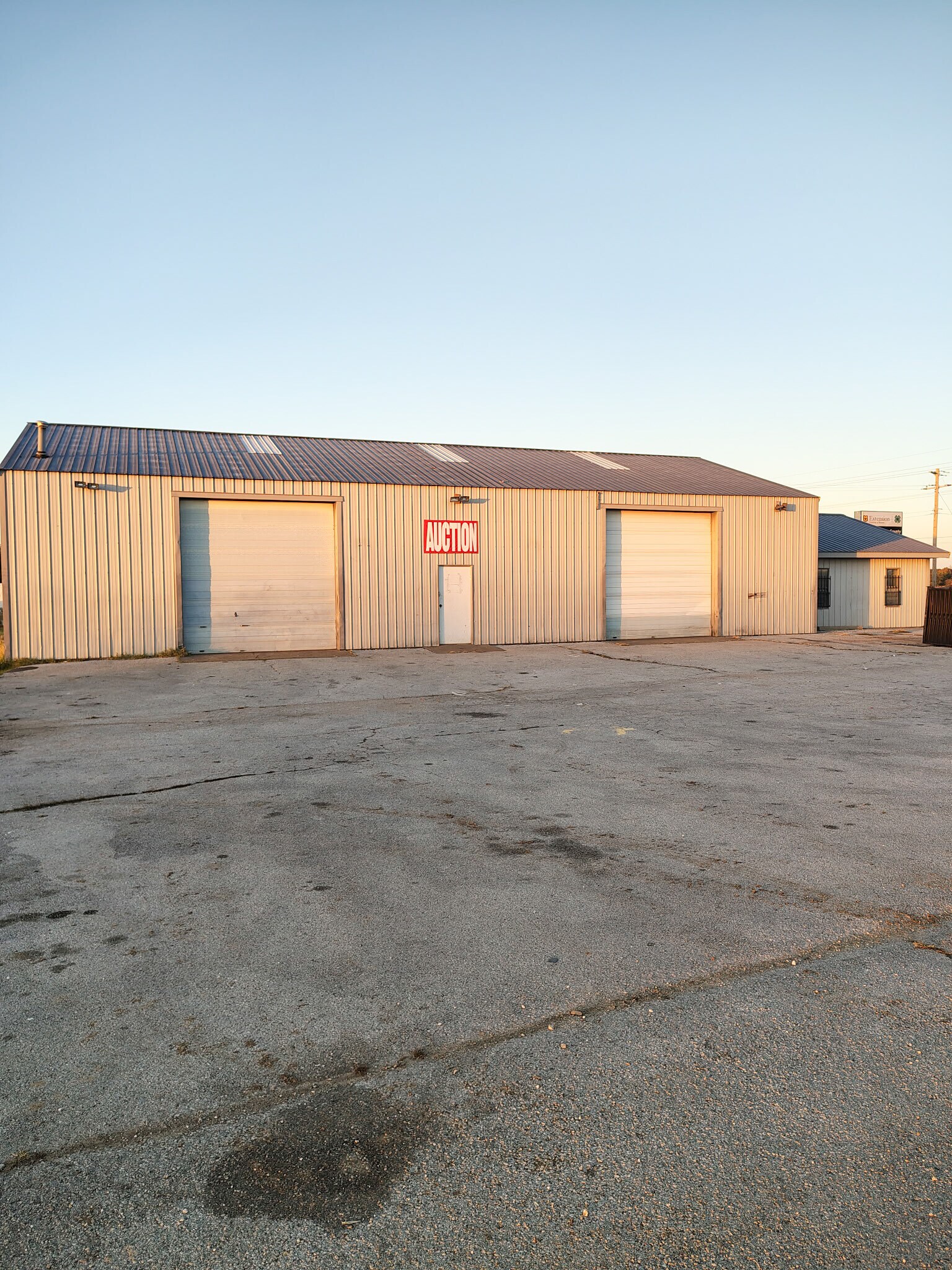 18742 Highway 59, Neosho, MO à vendre Photo principale– Image 1 sur 8