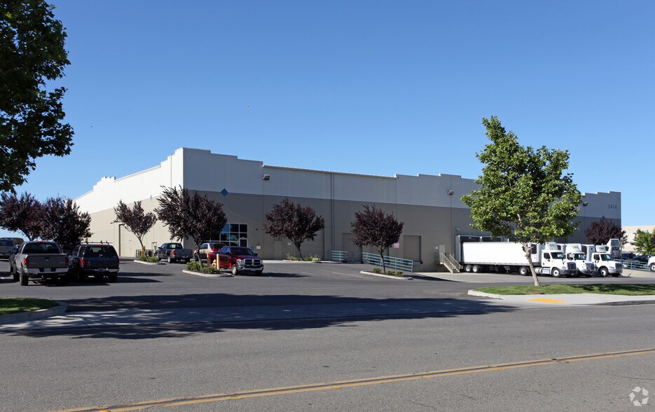 2414 Boeing Way, Stockton, CA à louer - Photo de l’immeuble – Image 2 sur 7