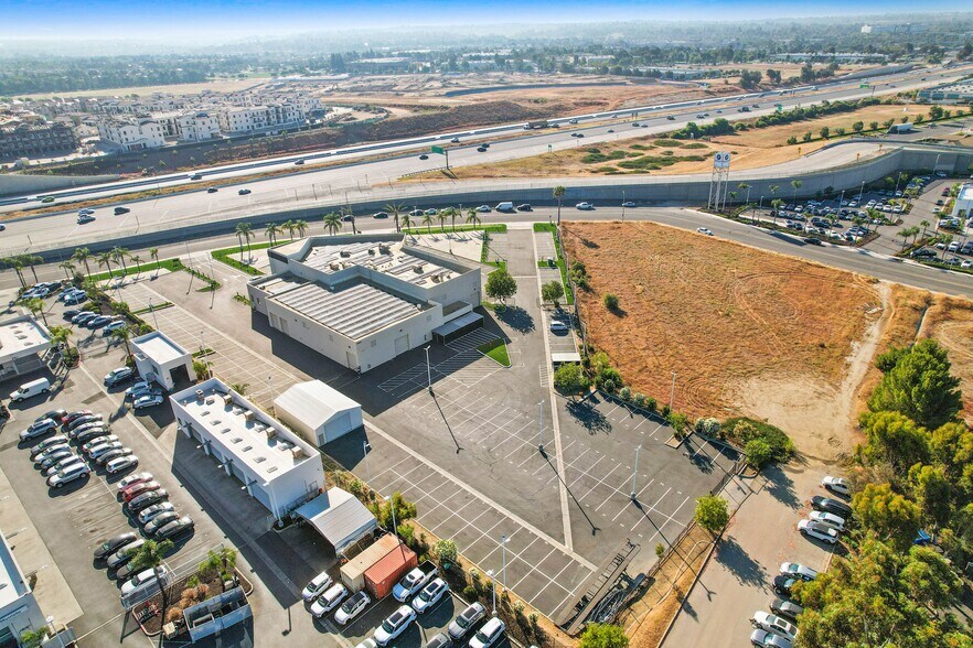 26825 Auto Mall Pky, Murrieta, CA à louer - Photo de l’immeuble – Image 3 sur 35