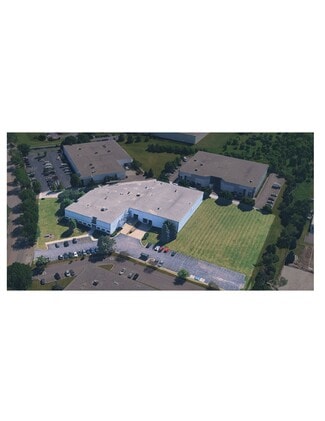 Plus de détails pour 1175 Bowes Rd, Elgin, IL - Industriel/Logistique à louer