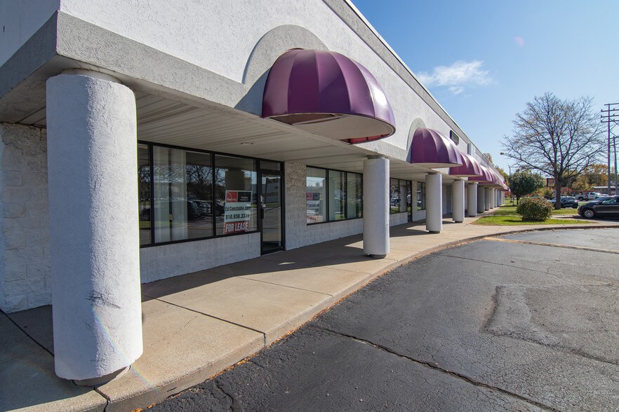 3725 S Saginaw St, Flint, MI à vendre - Photo de l’immeuble – Image 3 sur 9