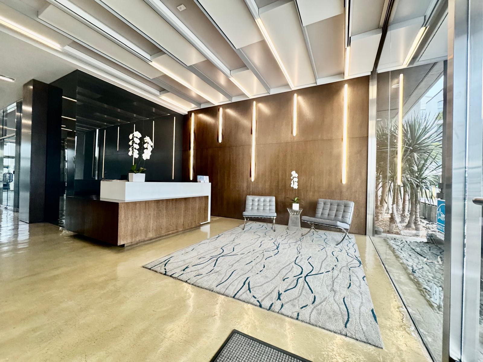 13274 Fiji Way, Marina Del Rey, CA à louer Photo intérieure– Image 1 sur 13