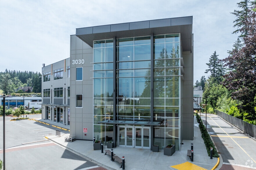 3030 148 St, Surrey, BC à louer - Photo de l’immeuble – Image 3 sur 4