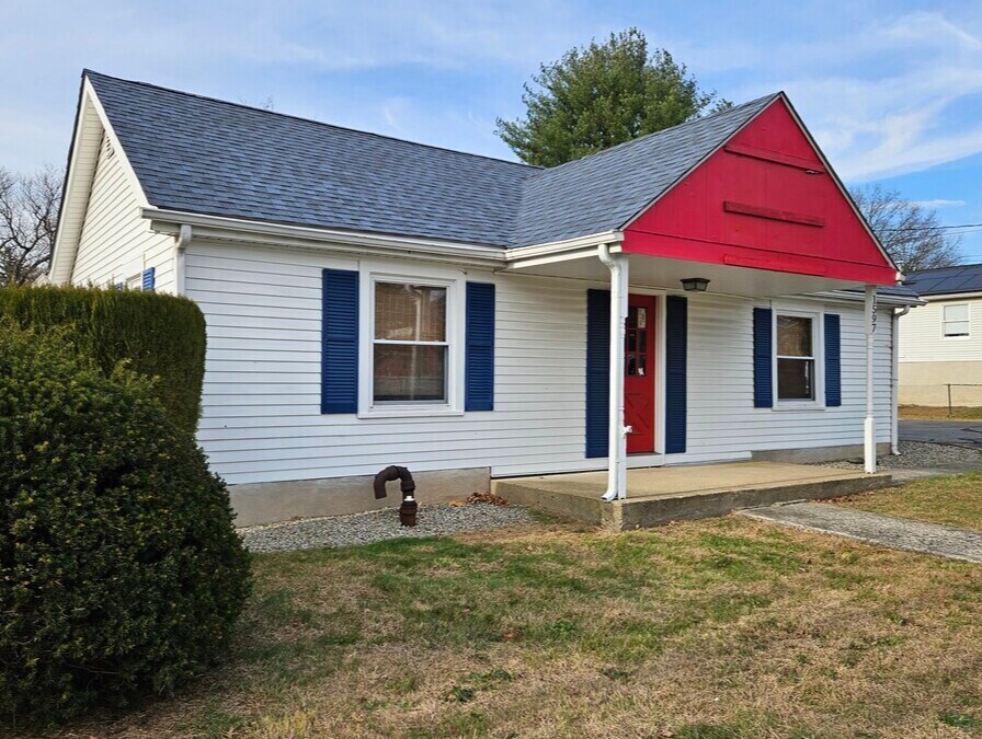 1597 Parkside Ave, Ewing, NJ à louer Photo de l’immeuble– Image 1 sur 3