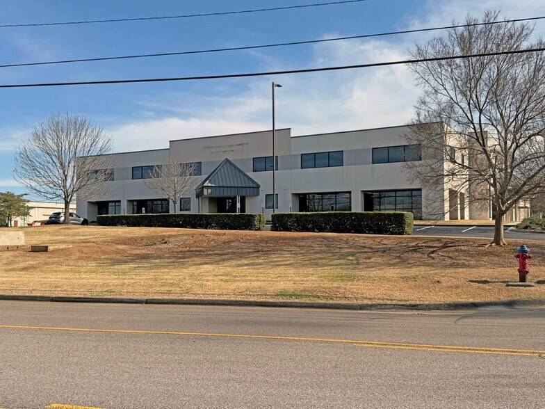 505 Production Ave, Madison, AL à louer - Photo de l’immeuble – Image 1 sur 14