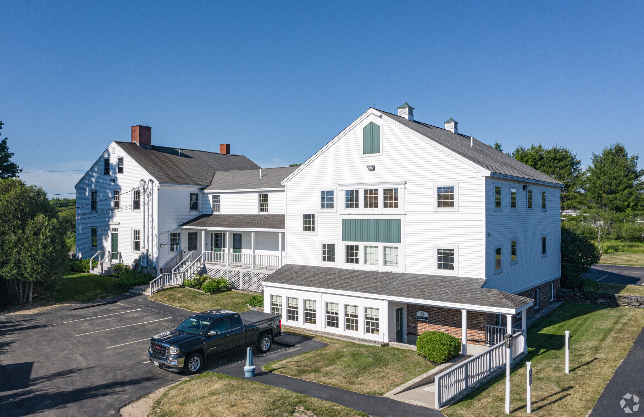 510 Main St, Gorham, ME à louer Photo principale– Image 1 sur 33