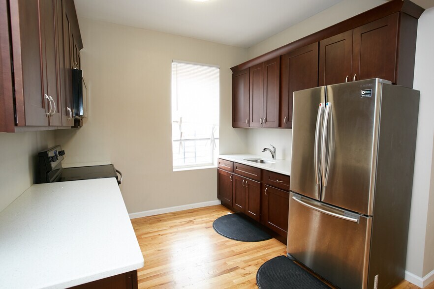 357 Legion St, Brooklyn, NY à vendre - Photo intérieure – Image 2 sur 15